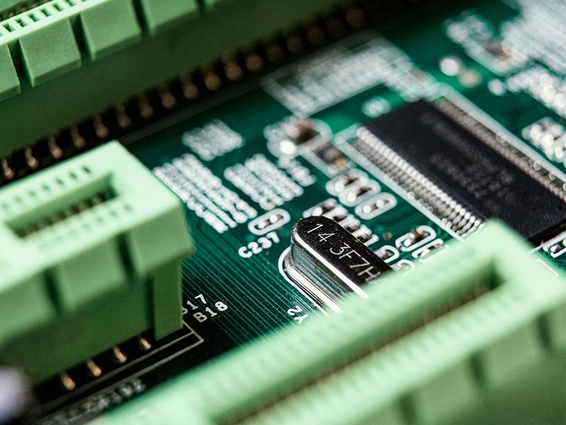 CLP ou Hardware Dedicado? Qual é a melhor escolha para o seu projeto?